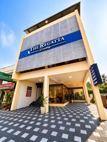 Alappuzha Hotel | The Regatta Landing