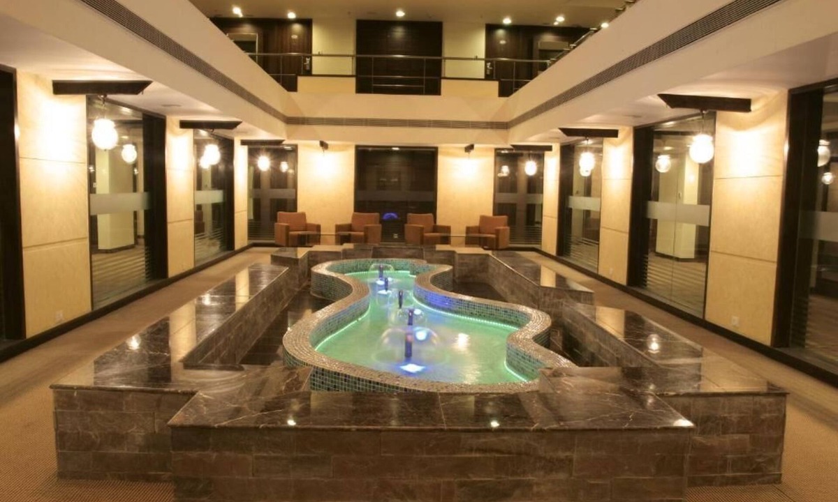 Thaltej Hotel | The Sky Imperial Thaltej