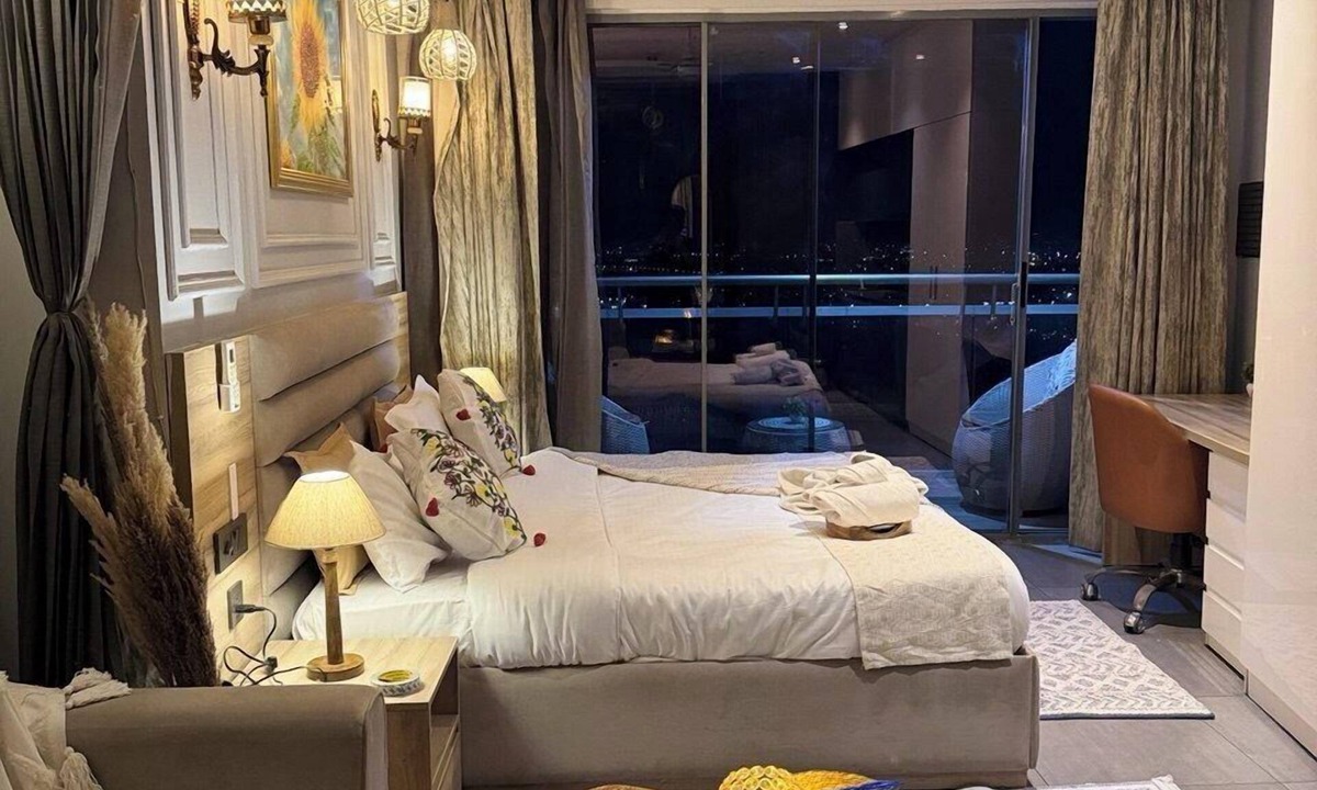 Noida Bed & Breakfast | The Spiral Nest - Supernova Spira -The Luxury Studio Apartment