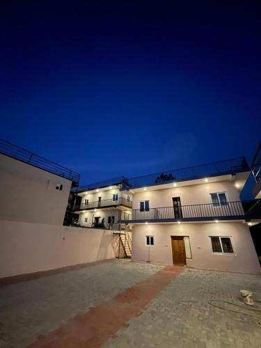 Periyur Hotel | The Storyhouse