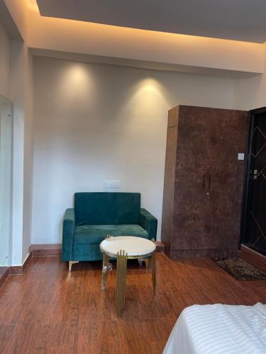 Pulikeshi Nagar Apartment | The Taaj Inn