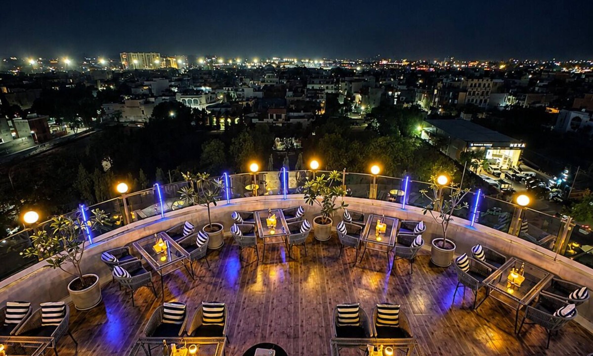 Tonk Road Hotel | The Theme Hotel Jaipur
