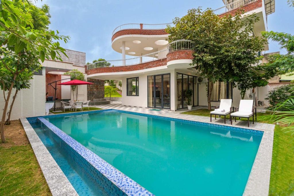 Jaipur Villa | The Tree House by VEO - Part of StayVista