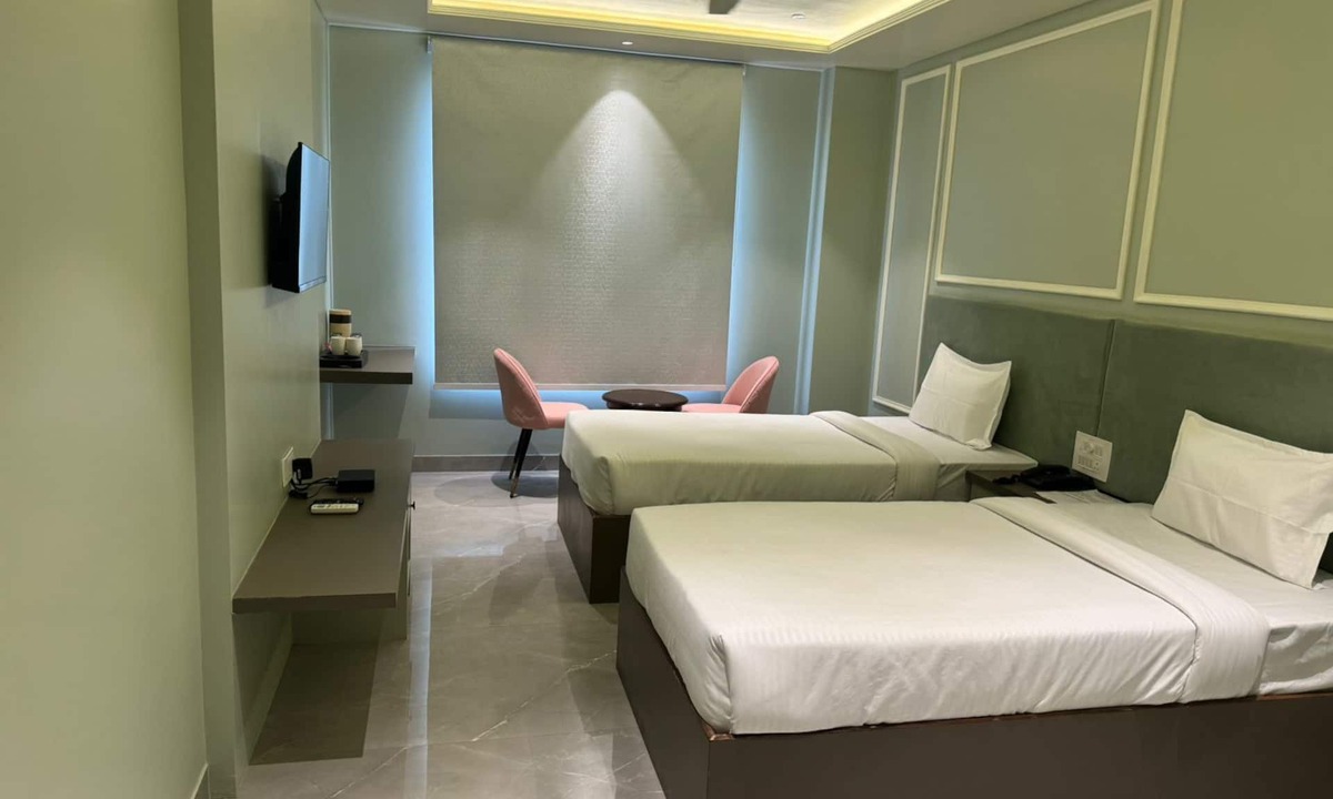 Mahmoorganj Hotel | The Urban Villa