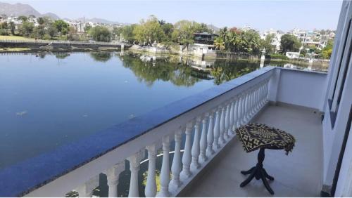 Udaipur Bed & Breakfast | The Villa By The Lake Udaipur
