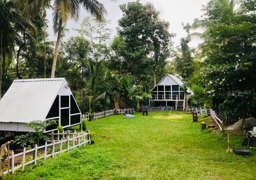 Piriyapatna Hotel | The Wildcamp - Coorg