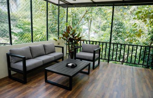 Elappara House | The Zenest by Tapovana