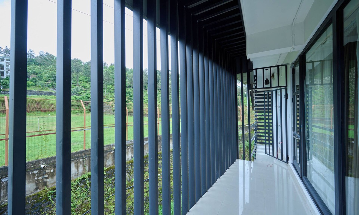 Vandiperiyar Hotel | Thekkady Gavi Suites