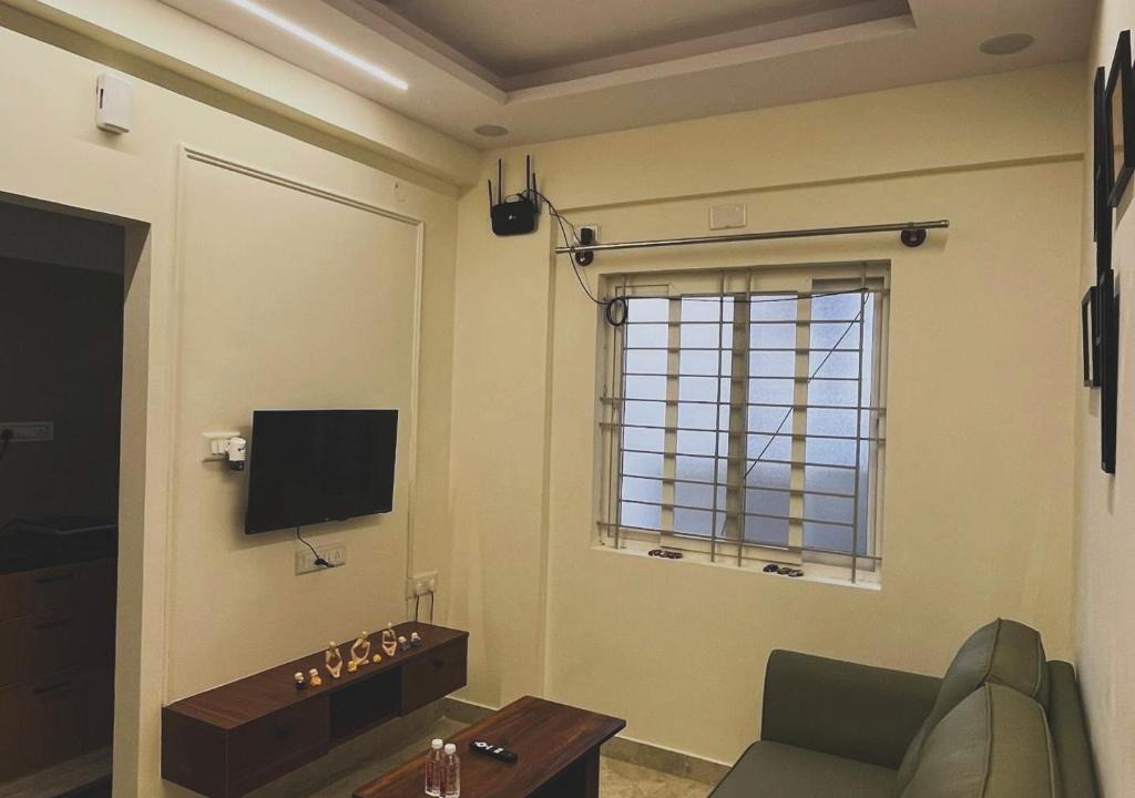 Vijaya Bank Layout Apartment | Thelazystay