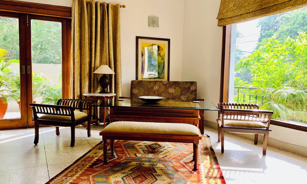 South Extension Bed & Breakfast | Thikana