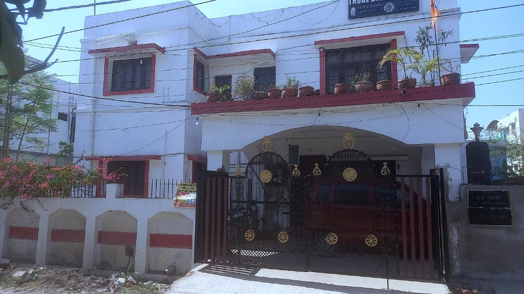 Jabalpur House | THUBE Saheb B&B