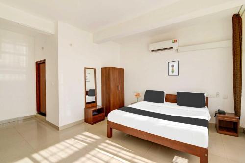 Stuart Hill Hotel | Townhouse KSRTC Madikeri Bus Terminal