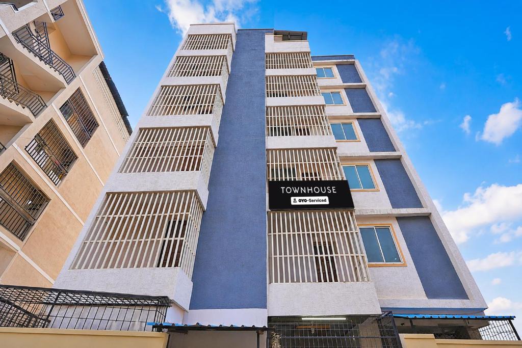 HBR Layout Hotel | Townhouse Nagawara Junction Bangalore