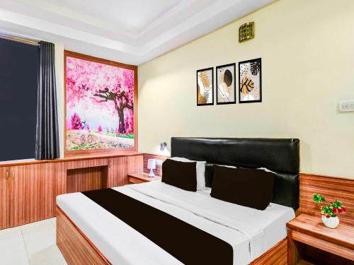 Lakdi Ka Pul Hotel | Townhouse Oak Hyderabad Lakdi-Ka-Pul Metro Station
