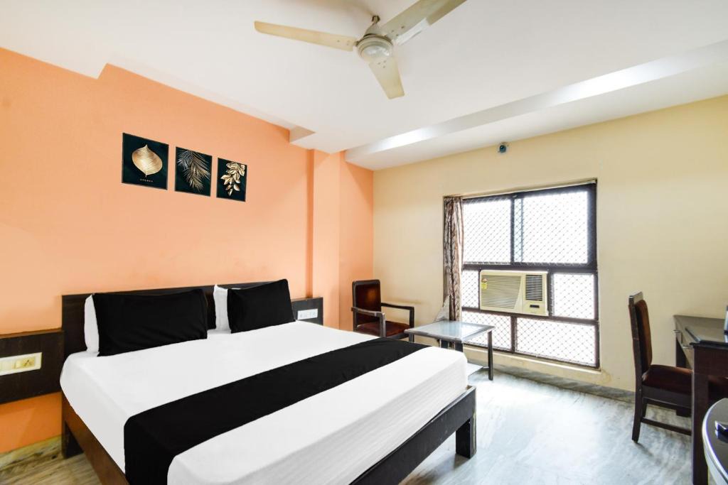 Secunderabad Hotel | Townhouse OAK Secunderabad Near Railway Station Formerly Hotel Brahma