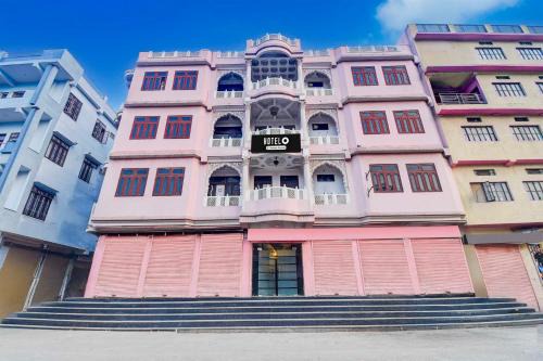 Amer Fort Road Hotel | Townhouse Ramgarh Mod Near Hawa Mahal