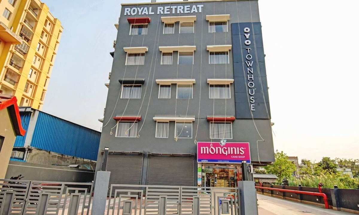 Dumdum House | Townhouse The Royal Retreat