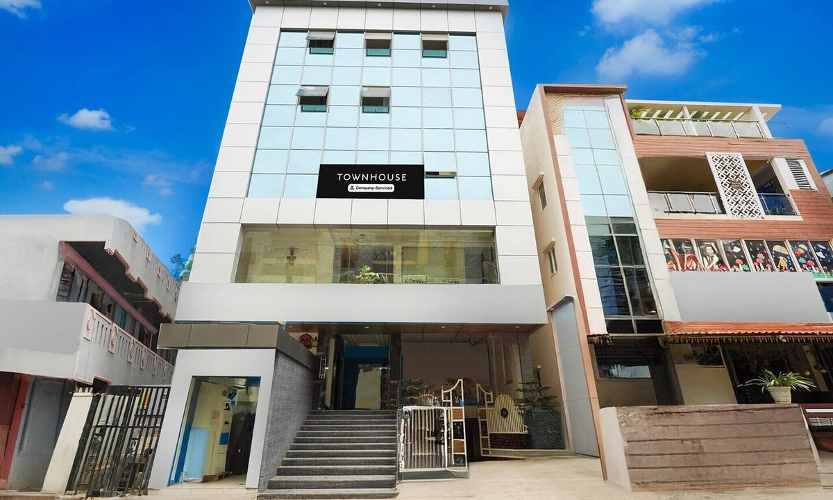 Krishnarajapura House | Townhouse Whitefield Railway Station