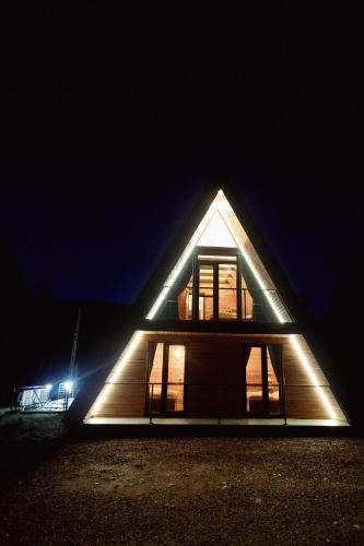 Vartop Ski Chalet | Tramonto Cabin