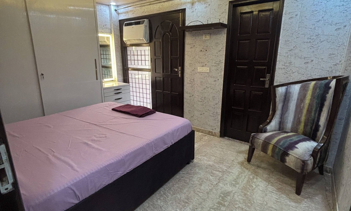 New Delhi Apartment | Tranquil 2-bedroom apartment in New Delhi with AC, WiFi
