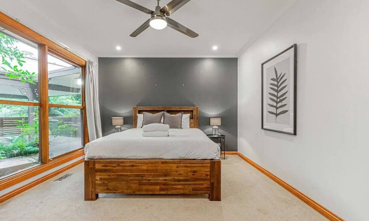 Olinda Cottage | Tranquil 4 Bedroom Cottage in Olinda