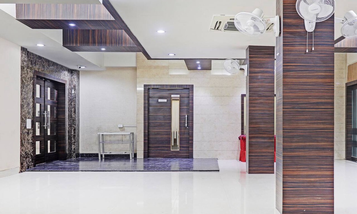 Ranchi Hotel | Treebo Elite City Upper Bazar