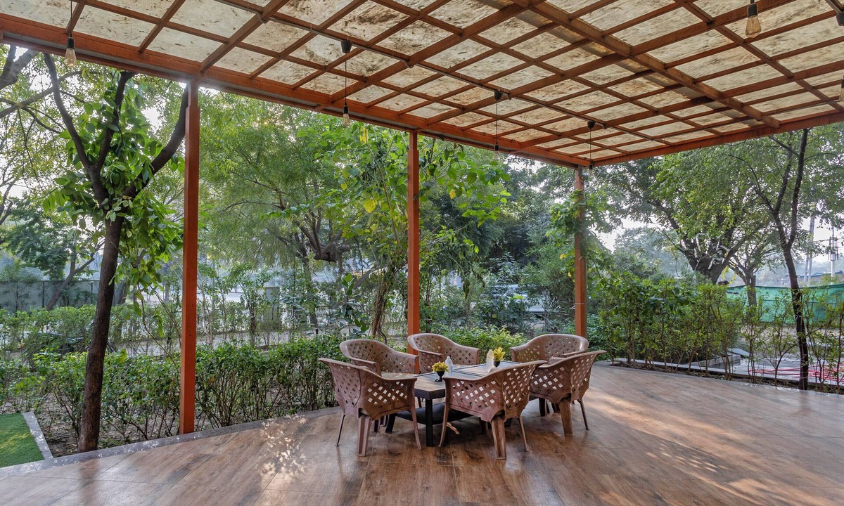 Gandhinagar Hotel | Treebo Executive Suites