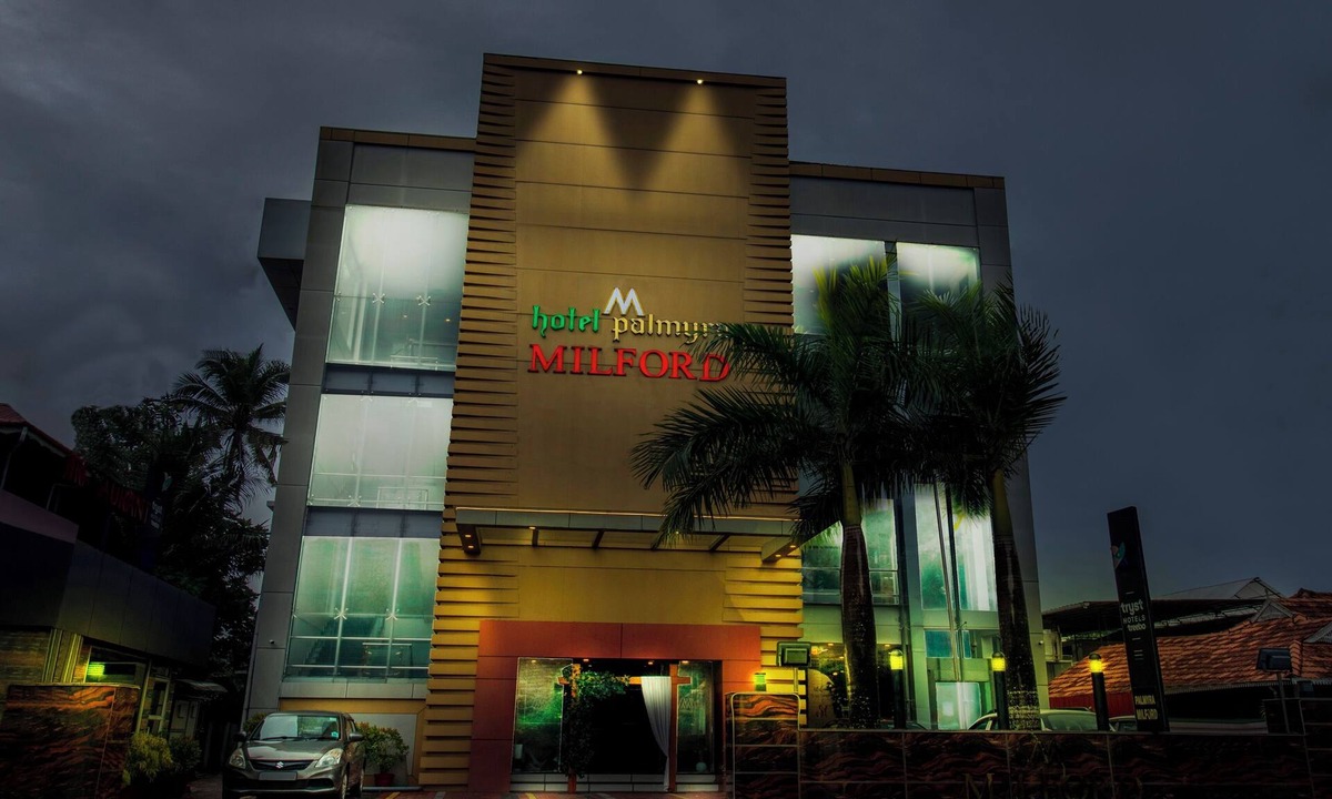 Anantha Narayanapuram Hotel | Treebo Premium Palmyra Milford, 2 Km From Alleppey Beach