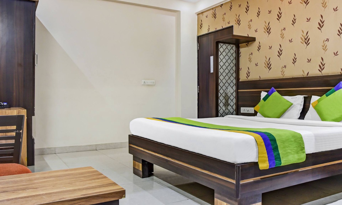 Maharana Pratap Nagar House | Treebo Royal Sun Palace MP Nagar Zone 2