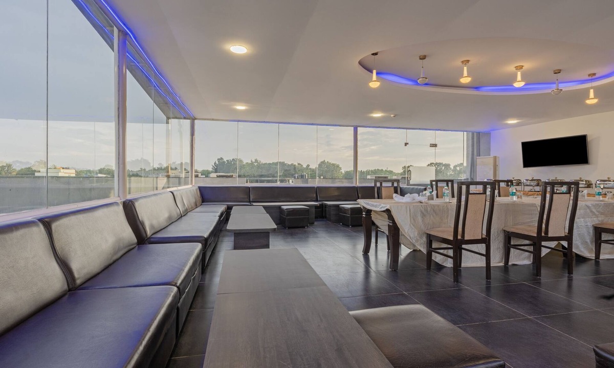 Narasapura Hotel | Treebo Sai Fortune Gateway