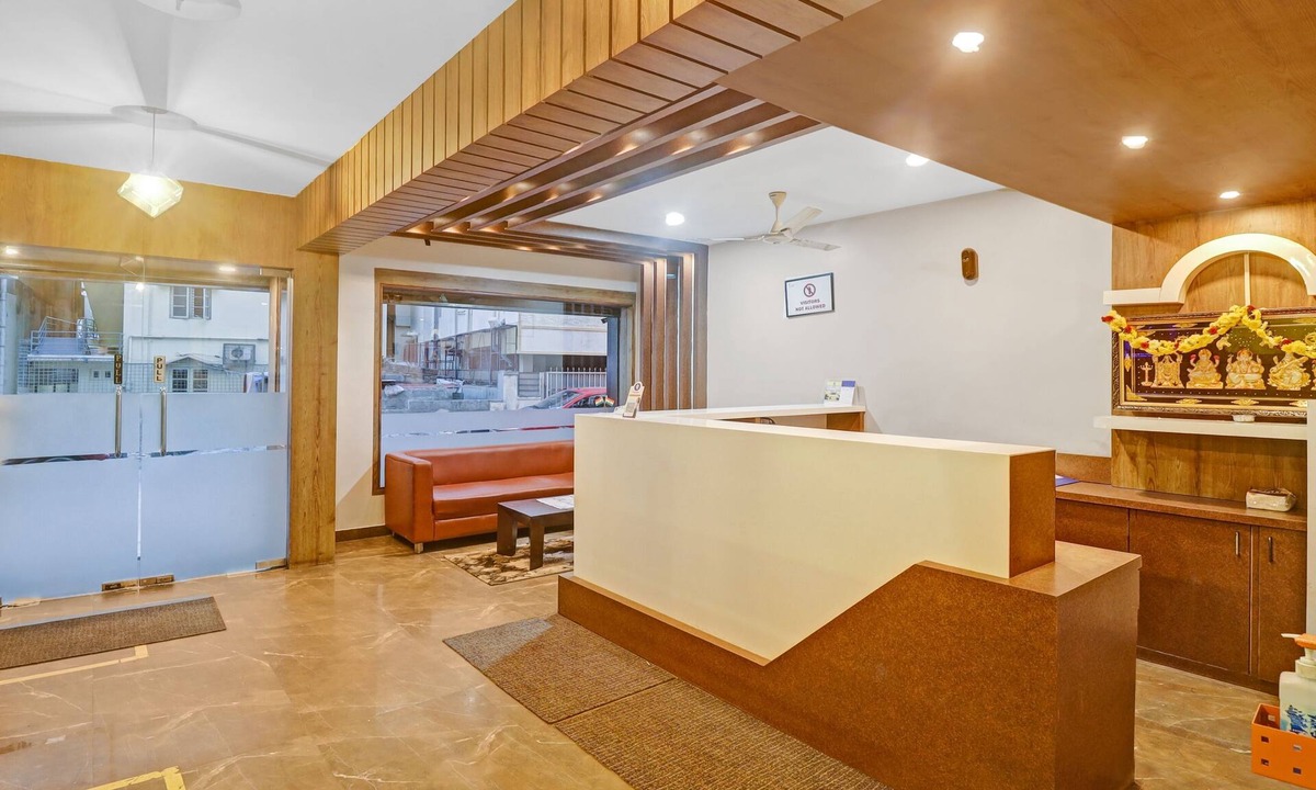 Marathahalli Hotel | Treebo Silver Key, Marathahalli