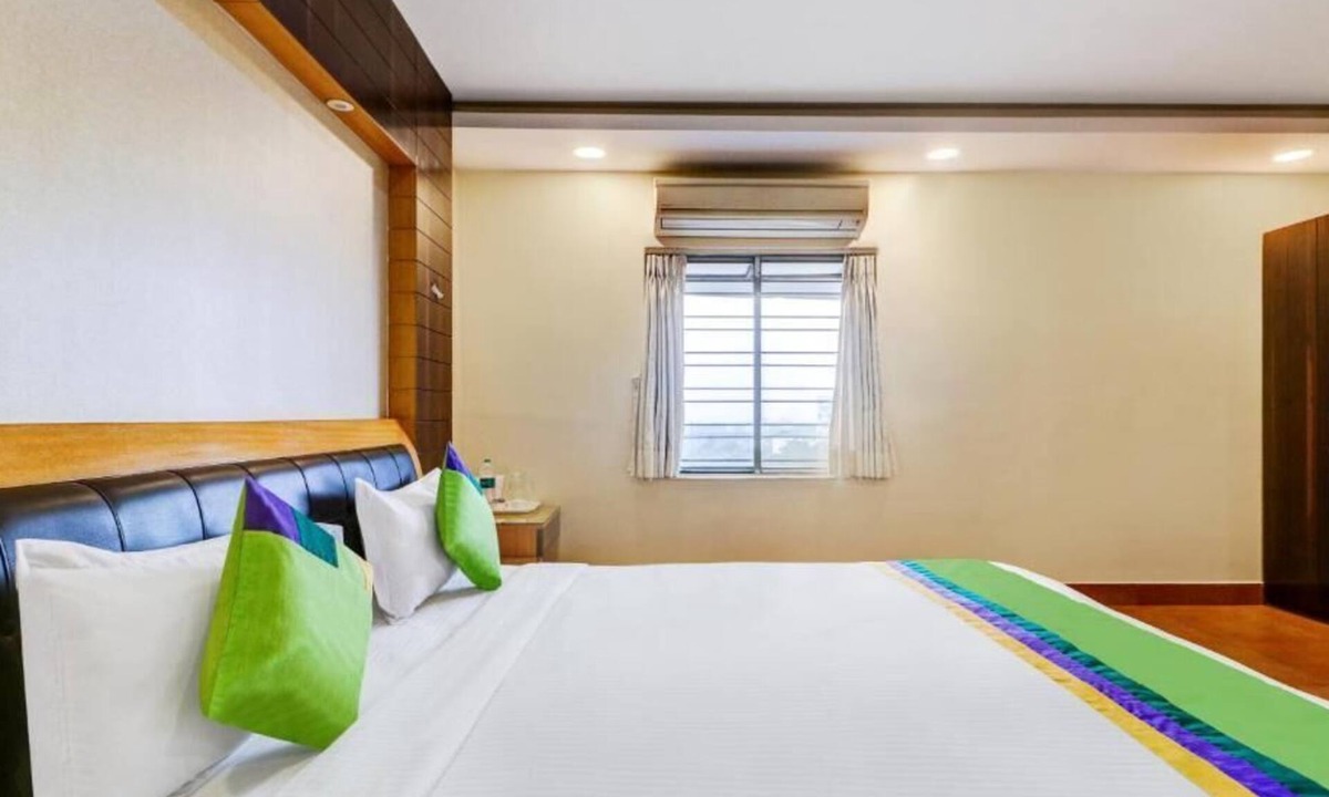 Salt Lake House | Treebo Sreema - 2.5 km From Salt Lake Sector V