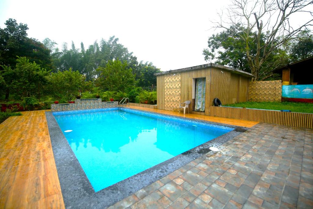 Khatia Resort | Tribal Wood Resort