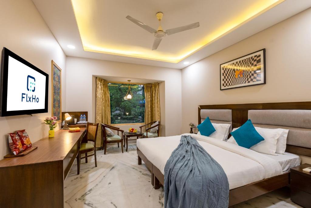 DLF City Hotel | Tribe - Bespoke Hotel by FlxHo Arjun Marg DLF Phase 1 Golf Course Road