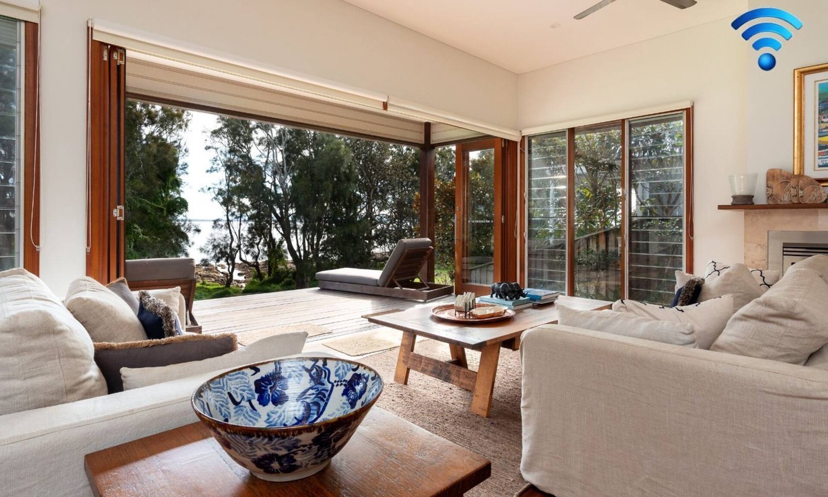 Currarong House | Tula - waterfront reserve
