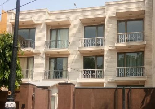 Hanuman Road Area Hotel | UDS Villa Scandinavian - Next to VFS, Walking to Connaught Place
