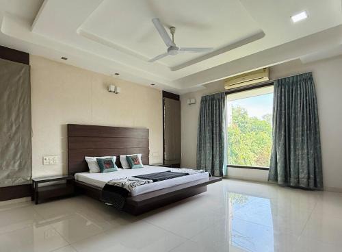 Ahmedabad House | Ultra-Luxurious 3BHK 1st Floor of bungalow