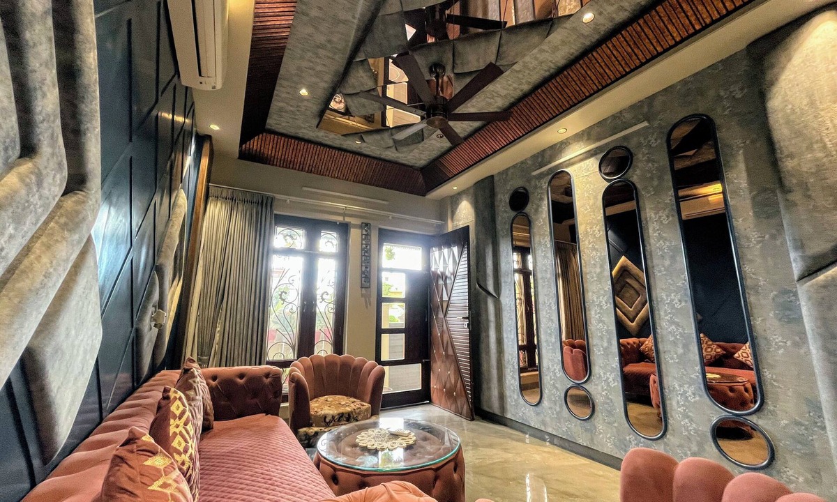 Jaipur Villa | Ultra-Luxury Villa in pink city Jaipur with Premium Amenities. Pet friendly