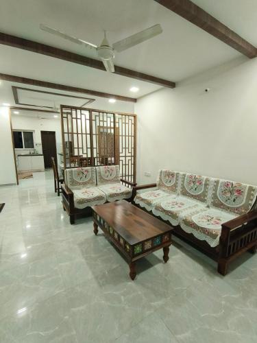 Kukatpalli Villa | Ultra-Modern Fullt Furnished 2BHK Near JNTU Metro - Launched Just Now