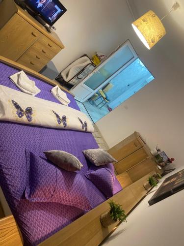 Piatra Neamt Apartment | UltraCentralHome