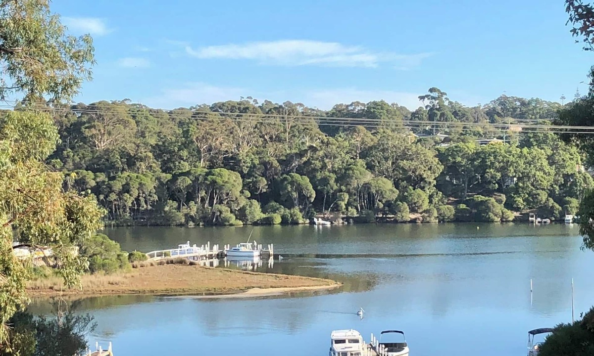 Mallacoota Apartment | Unit 14 Lake Views Mallacoota
