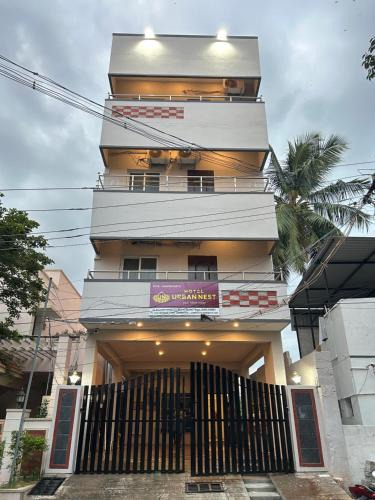 Salem Hotel | Urban Nest