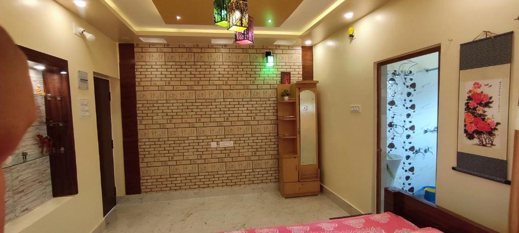 Santiniketan House | Urban Sky