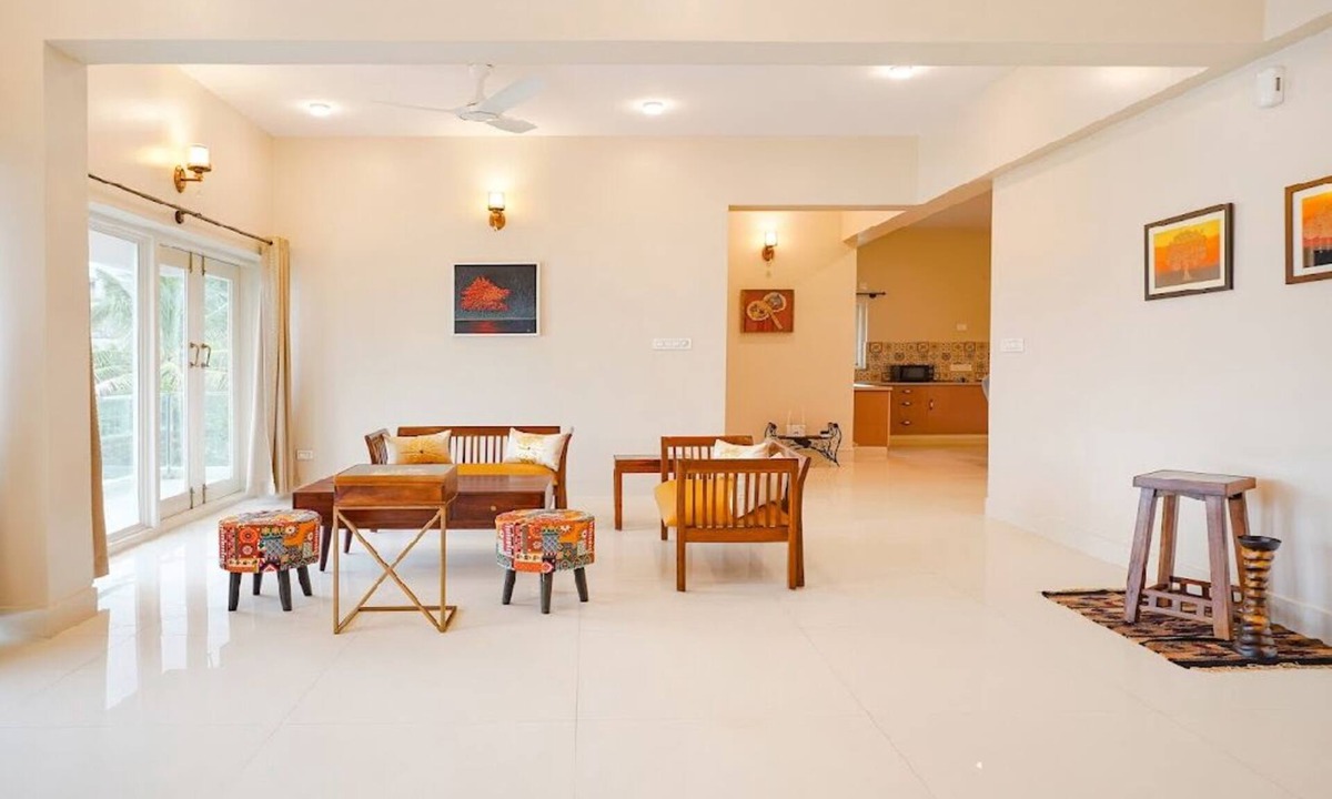 Bengaluru Apartment | Urban stylish apartment in Bangalore centrally located to Cafés, restaurants etc