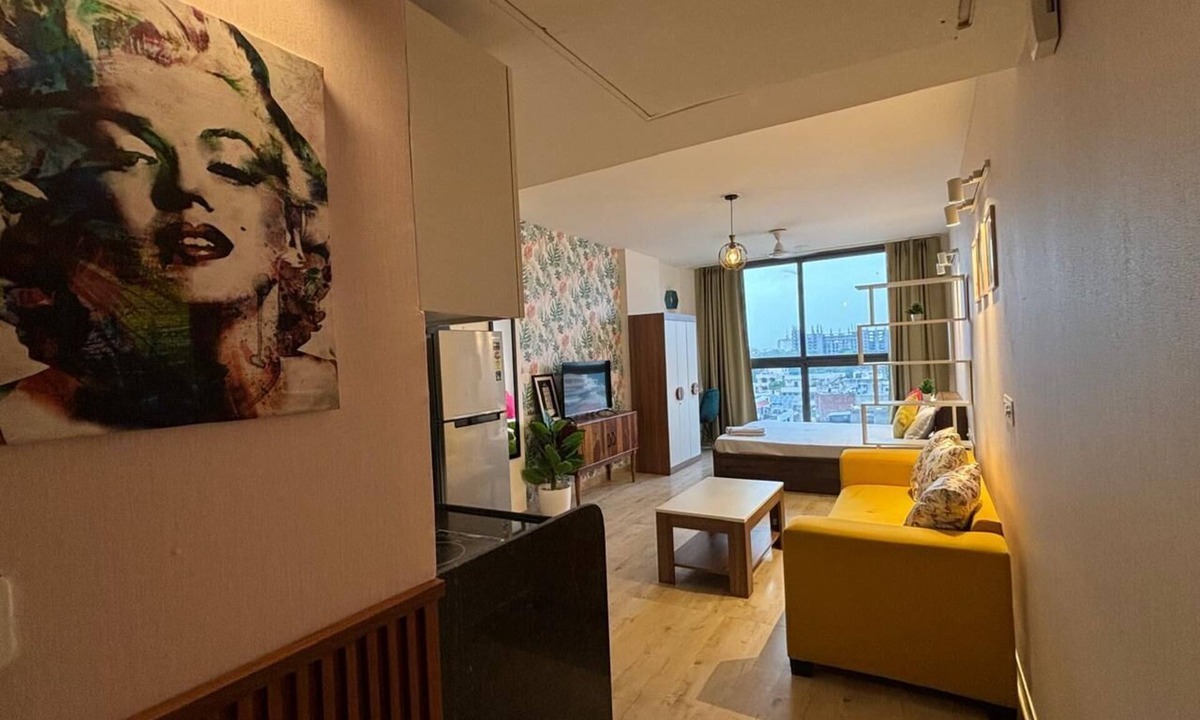 Gopalbari Apartment | UrbanOasis- Studio Apt @ City Centre w Pool+Free Wifi+Free Parking + FortView