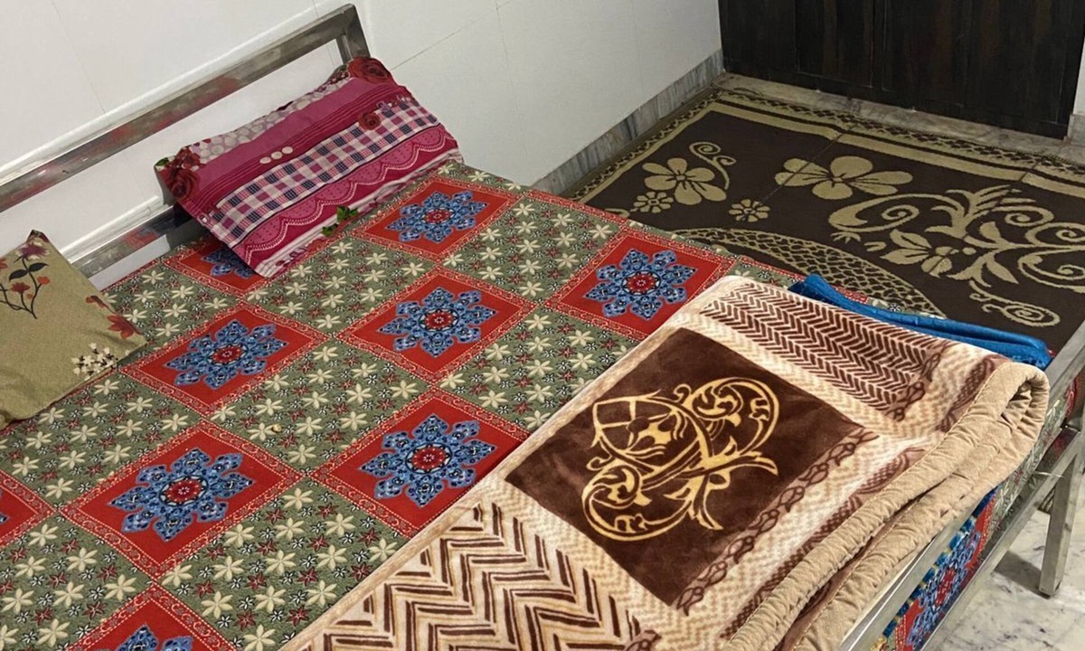 Vrindavan Apartment | Usethis space to grab a guest'stoattractions or suitability(like family-friendly
