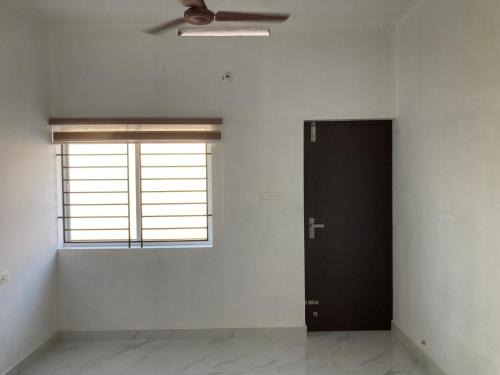 Aluva House | V-host