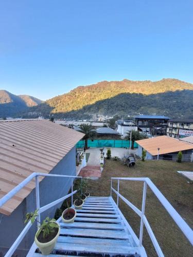 Jogiyana Hotel | Valley King Resort
