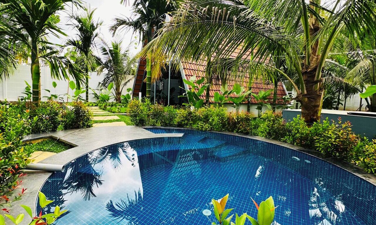 Kanakapura Resort | Vanasiri Resort by Travent Mug