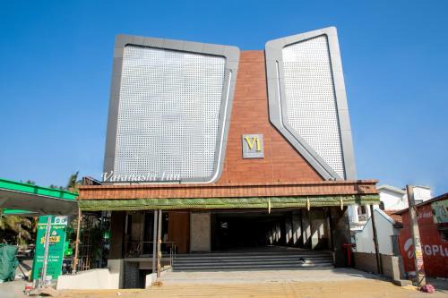 Uttukuli Hotel | Varanashi Inn